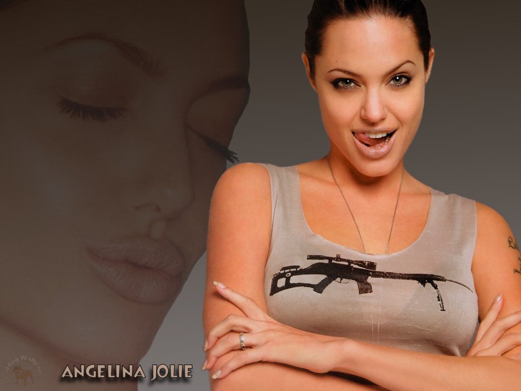 Angelina_Jolie_04_1024x768.jpg