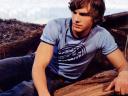 Ashton Kutcher 02 1200x900