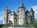 Chateau_de_Saumur_-_France_1600x1200.jpg