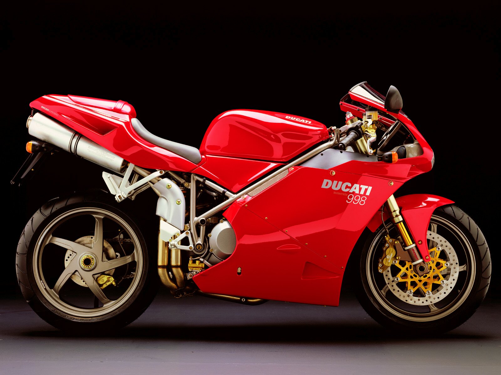 Ducati_998_1600x1200.jpg