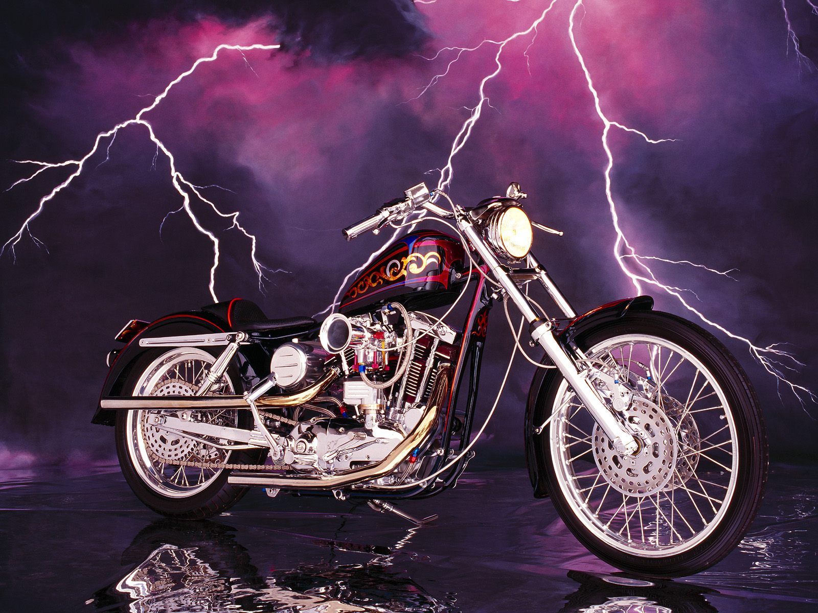 Harley_Davidson_02_1600x1200.jpg
